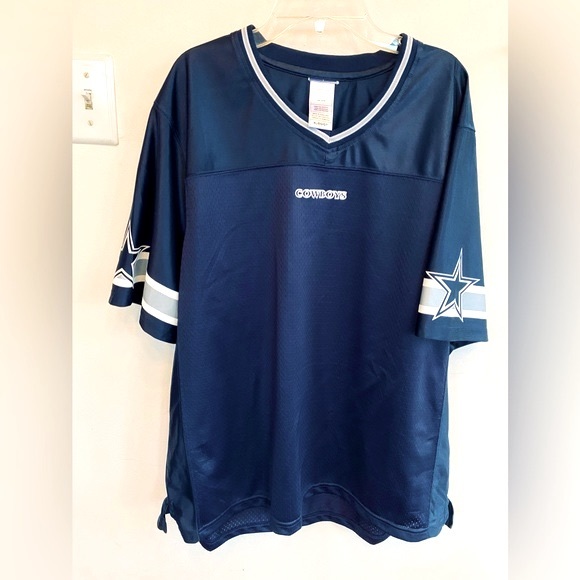 NFL Dallas Cowboys Logo Men XL Jersey with Striped/Star on Arms - Picture 1 of 4